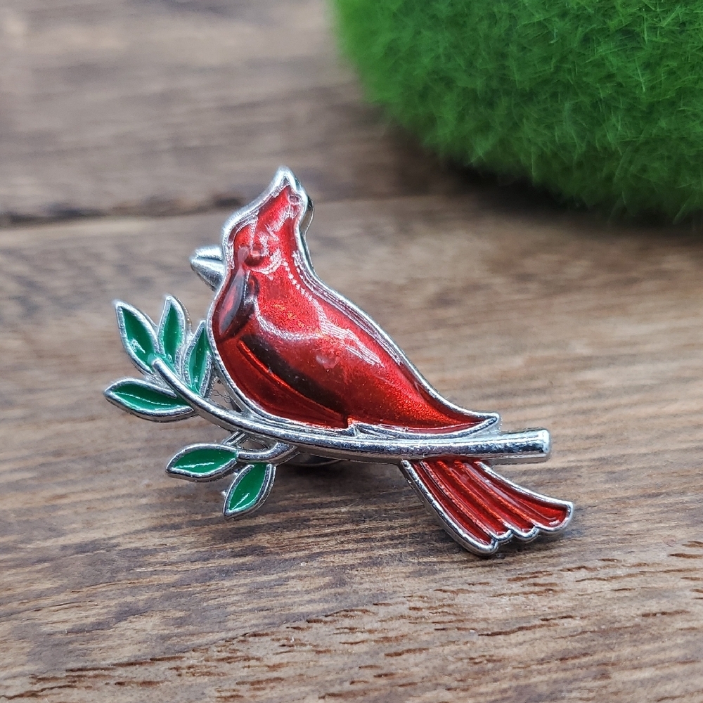 Red Cardinal Bird Pin Brooch with Green Leaves B453